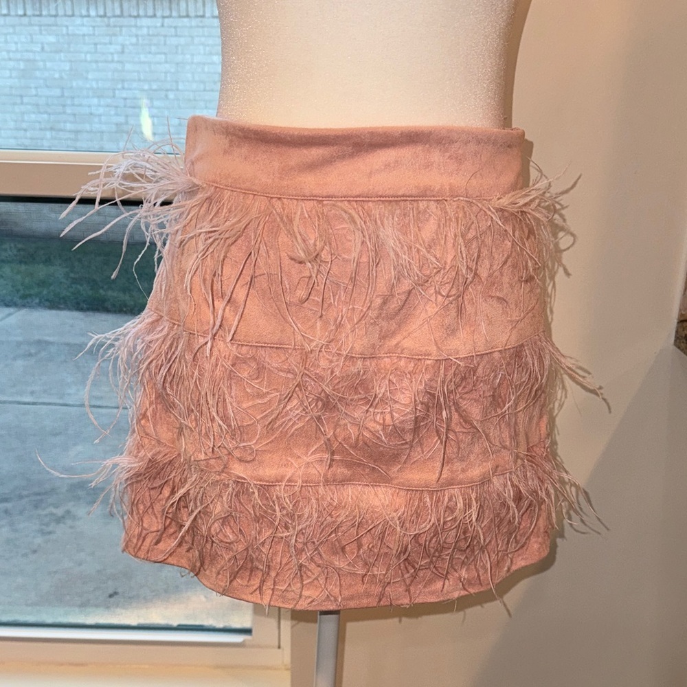 Suede Feathered Mini Skirt Blush - Picture 3 of 7